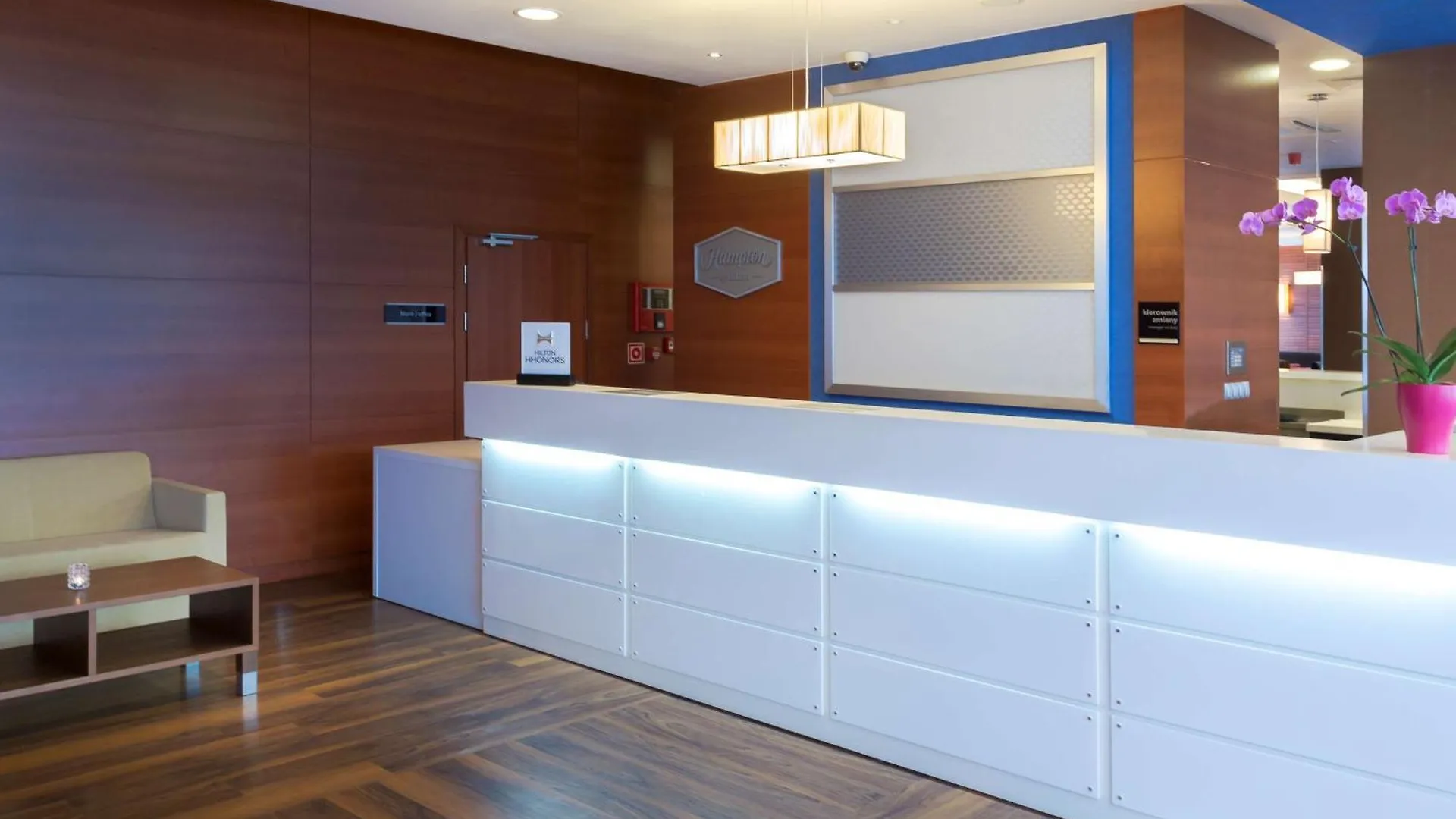 Hotel Hampton By Hilton Gdansk Airport