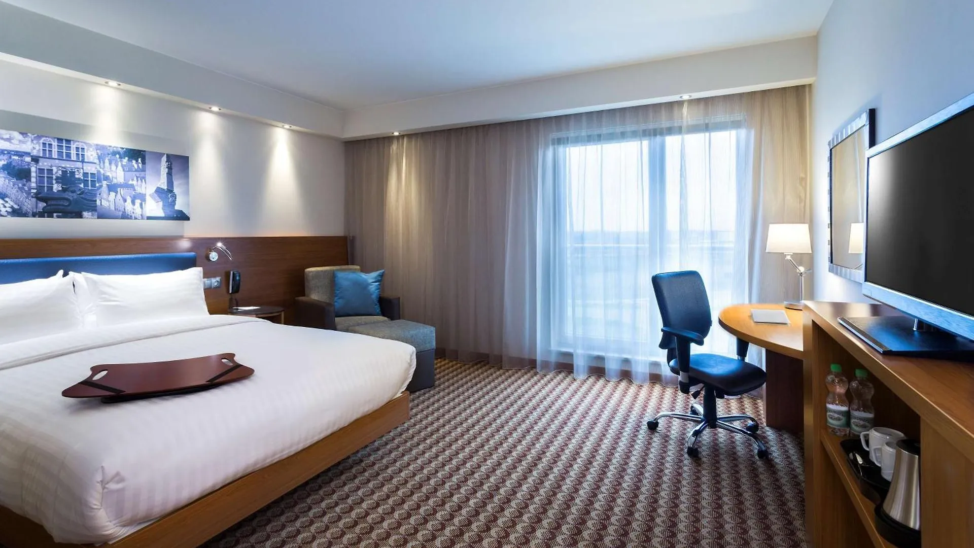 Hotel Hampton By Hilton Gdansk Airport 3*,