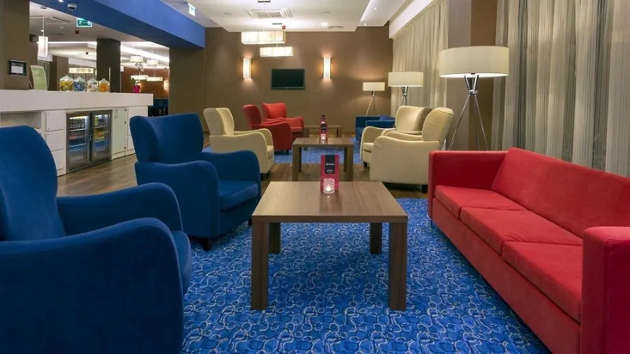 Hotel Hampton By Hilton Gdansk Airport