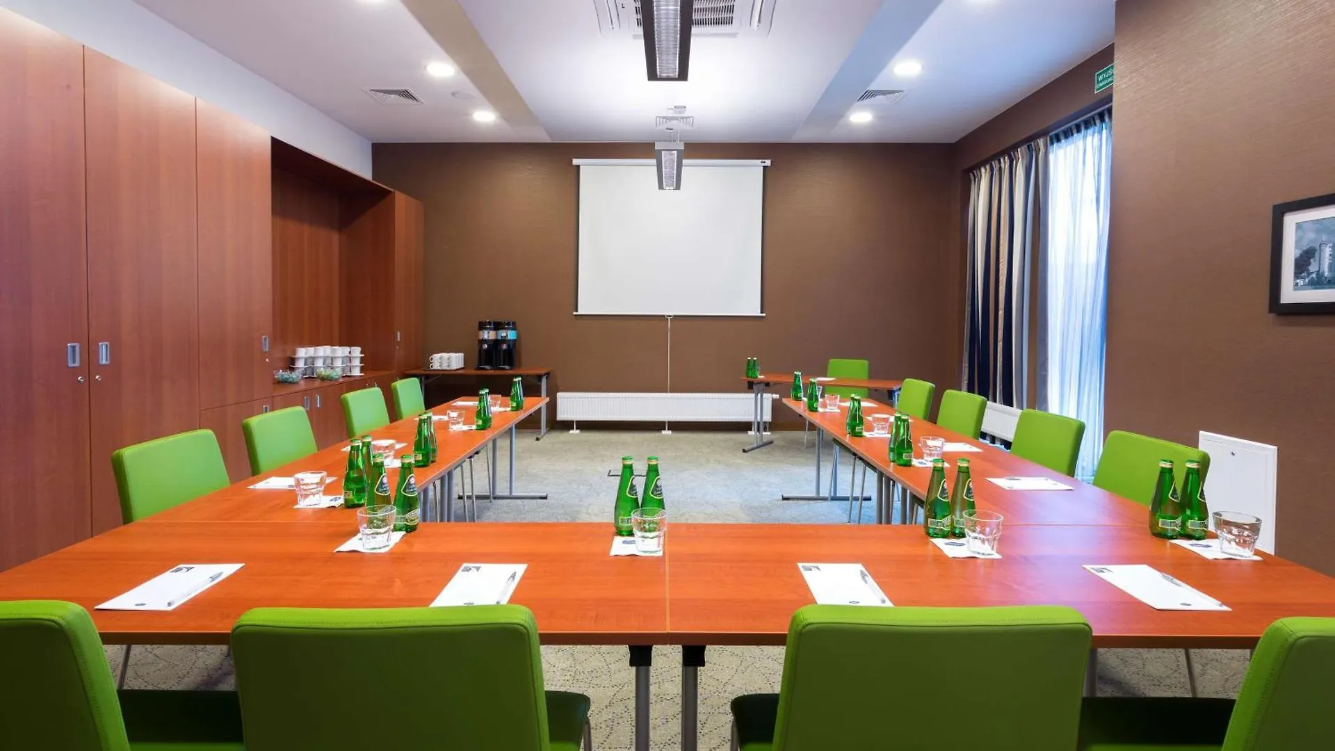 ***  Hampton By Hilton Gdansk Airport Hotel Polen