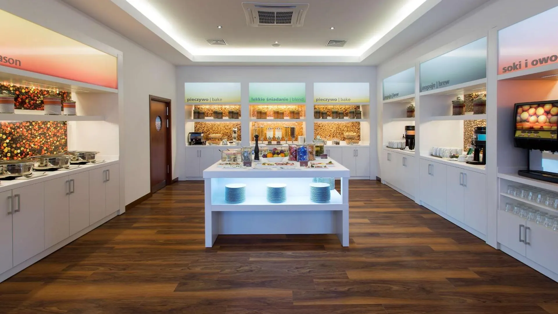 ***  Hampton By Hilton Gdansk Airport Hotel Polen